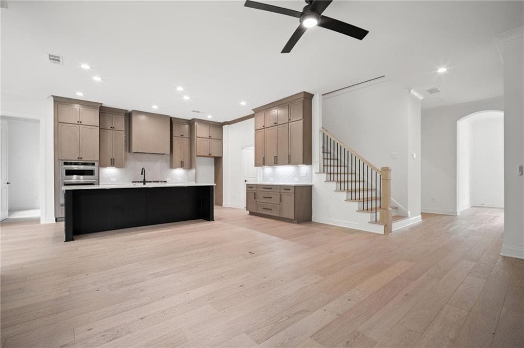 5 bedroom, 5 bathroom, 3,952 sq ft single family residence for sale at 841 Lakemont Drive, Canton, GA 30114 — photo 10