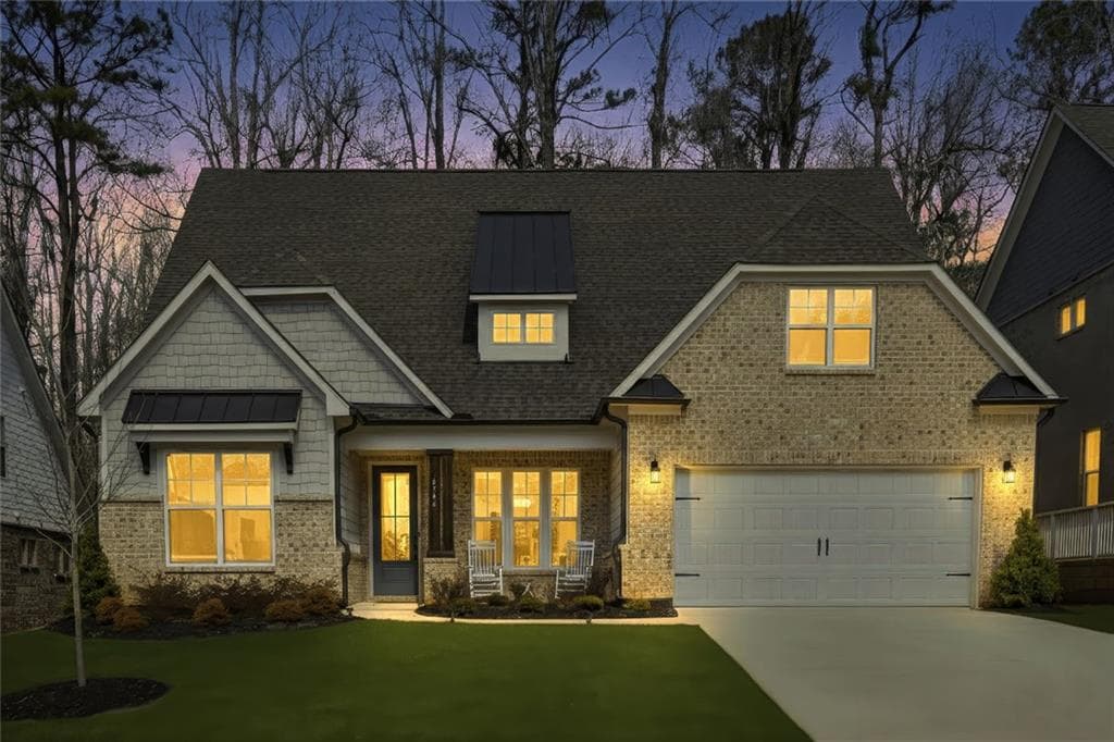 4 bedroom, 3 bathroom, 2,707 sq ft single family residence for sale at 6984 Manchester Drive, Flowery Branch, GA 30542 — photo 2