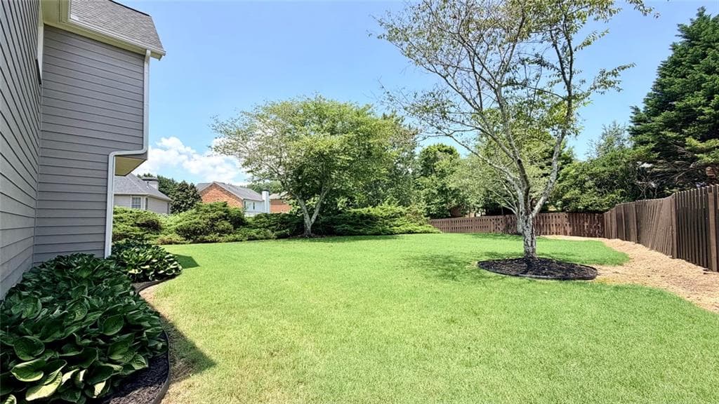 4 bedroom, 3 bathroom, 2,600 sq ft single family residence for sale at 6271 Mountain Ridge Circle, Sugar Hill, GA 30518 — photo 6