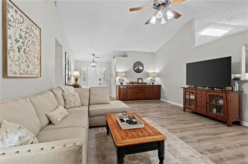 3 bedroom, 2 bathroom, 1,726 sq ft single family residence for sale at 45 Quail Run, Acworth, GA 30101 — photo 8