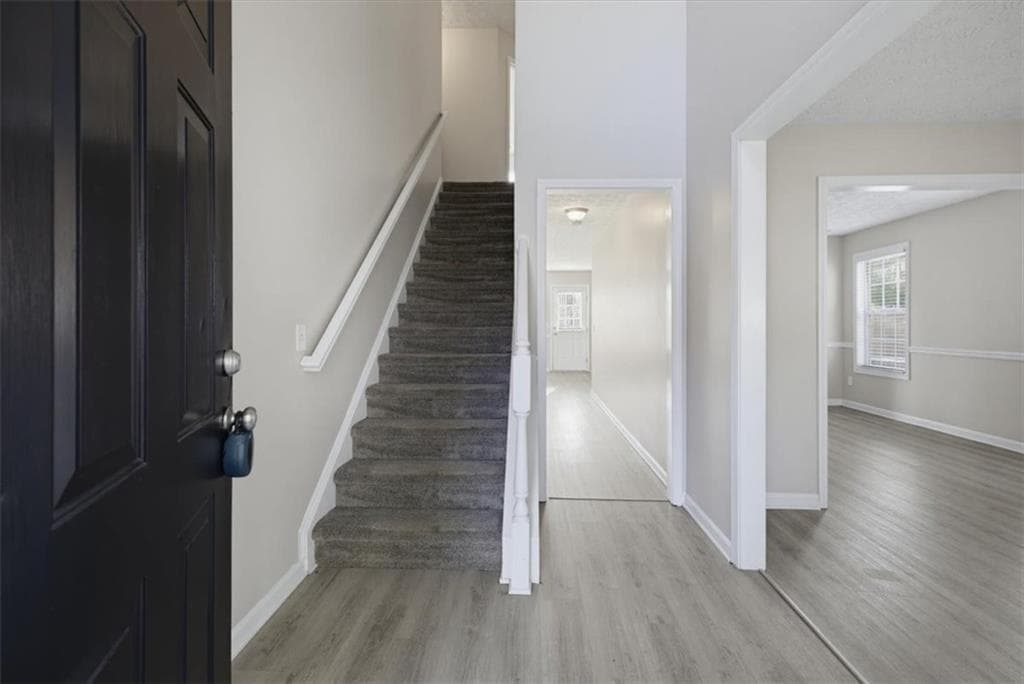 4 bedroom, 3 bathroom, 2,483 sq ft single family residence for sale at 3246 Shady Valley Lane, Loganville, GA 30052 — photo 6