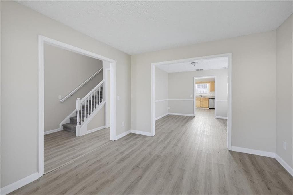 4 bedroom, 3 bathroom, 2,483 sq ft single family residence for sale at 3246 Shady Valley Lane, Loganville, GA 30052 — photo 9
