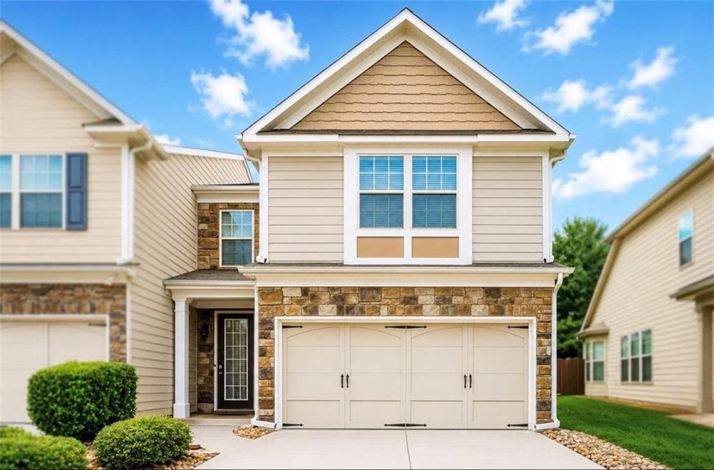 3 bedroom, 3 bathroom, 1,944 sq ft townhouse for sale at 5667 Radford Loop, Fairburn, GA 30213