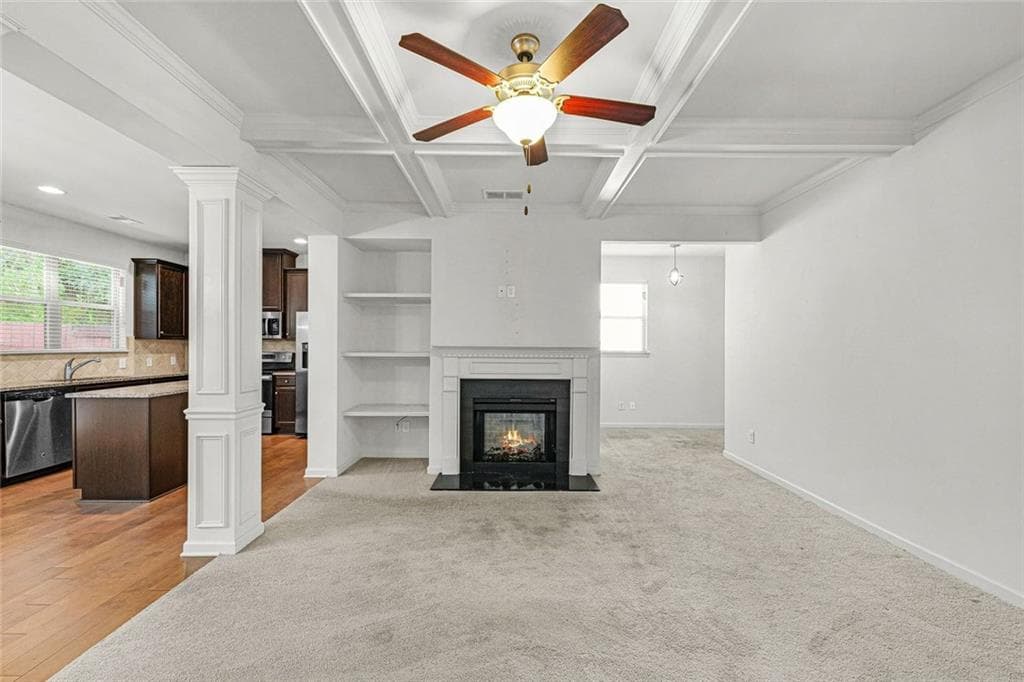 3 bedroom, 3 bathroom, 1,944 sq ft townhouse for sale at 5667 Radford Loop, Fairburn, GA 30213 — photo 7