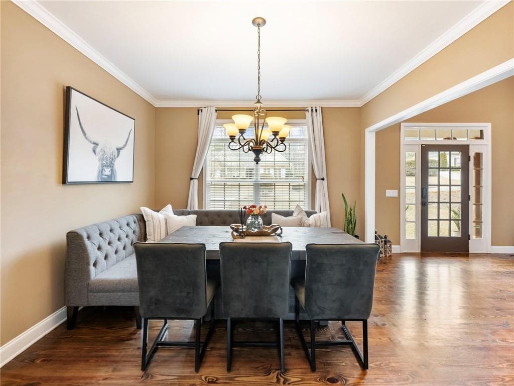 5 bedroom, 3 bathroom, 3,019 sq ft single family residence under contract at 6053 Rockingham Way, Gainesville, GA 30506 — photo 7