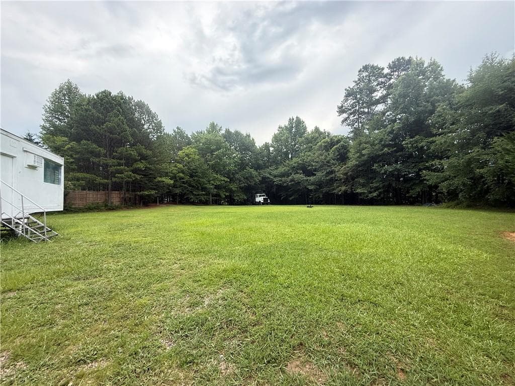 2 bedroom, 1 bathroom, 1,200 sq ft single family residence for sale at 1565 Dr Bramblett Road, Cumming, GA 30028 — photo 3