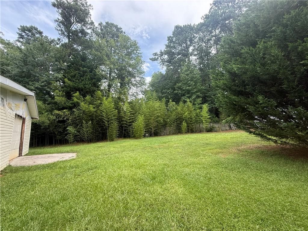 2 bedroom, 1 bathroom, 1,200 sq ft single family residence for sale at 1565 Dr Bramblett Road, Cumming, GA 30028 — photo 4