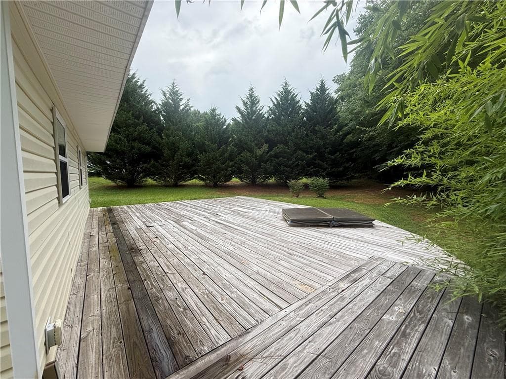 2 bedroom, 1 bathroom, 1,200 sq ft single family residence for sale at 1565 Dr Bramblett Road, Cumming, GA 30028 — photo 6