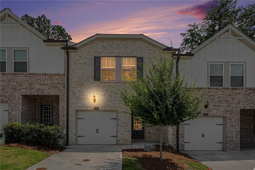 3 bedroom, 3 bathroom, 1,188 sq ft townhouse for rent at 4004 Holland Grove Road, Lawrenceville, GA 30044 for $2,350 a month — photo 2