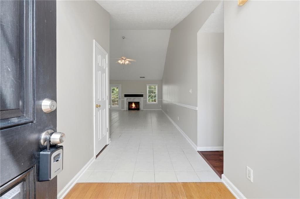 3 bedroom, 2 bathroom, 1,907 sq ft single family residence under contract at 1565 Heatherton Road, Dacula, GA 30019 — photo 5
