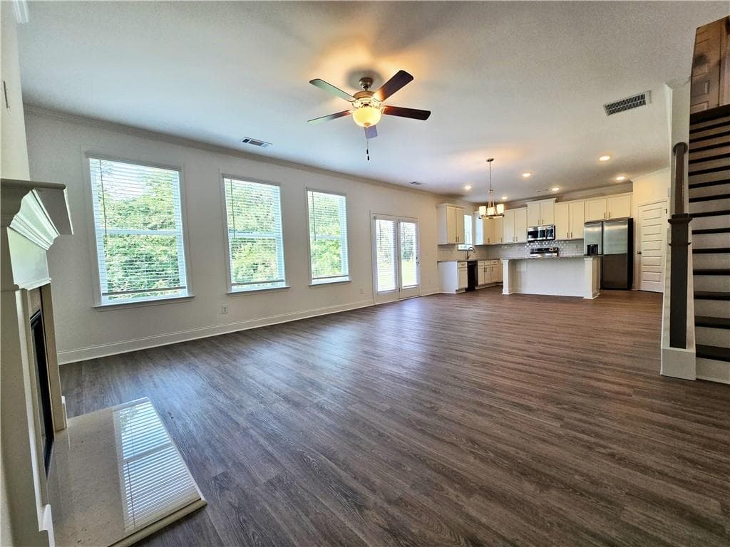 5 bedroom, 4 bathroom single family residence for rent at 7372 Rocklin Lane, Flowery Branch, GA 30542 for $2,800 a month — photo 10