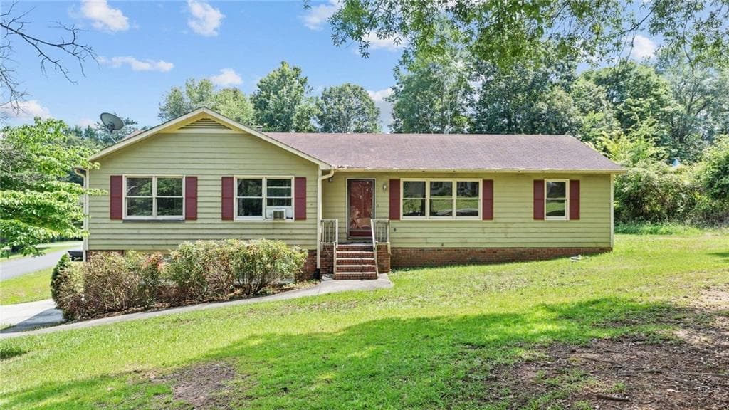3 bedroom, 2 bathroom, 1,512 sq ft single family residence sold at 5 Ridgedale Drive, Silver Creek, GA 30173