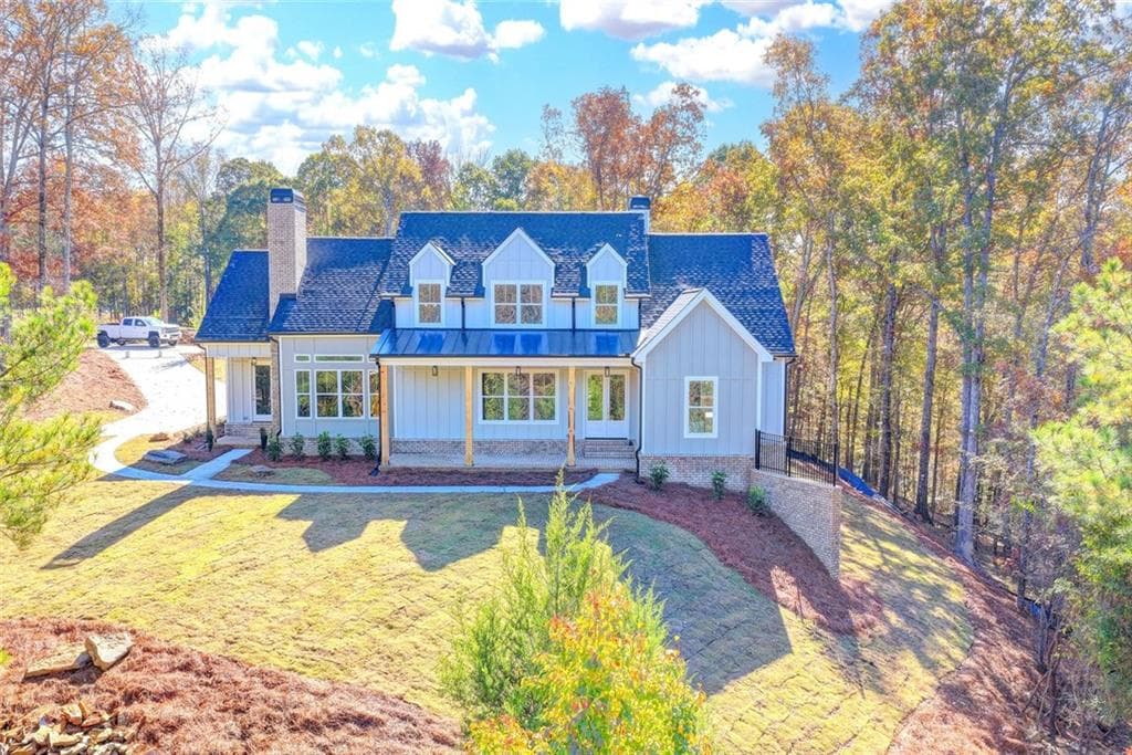 4 bedroom, 4 bathroom, 6,217 sq ft single family residence for sale at 2881 Traditions Way, Jefferson, GA 30549 — photo 2