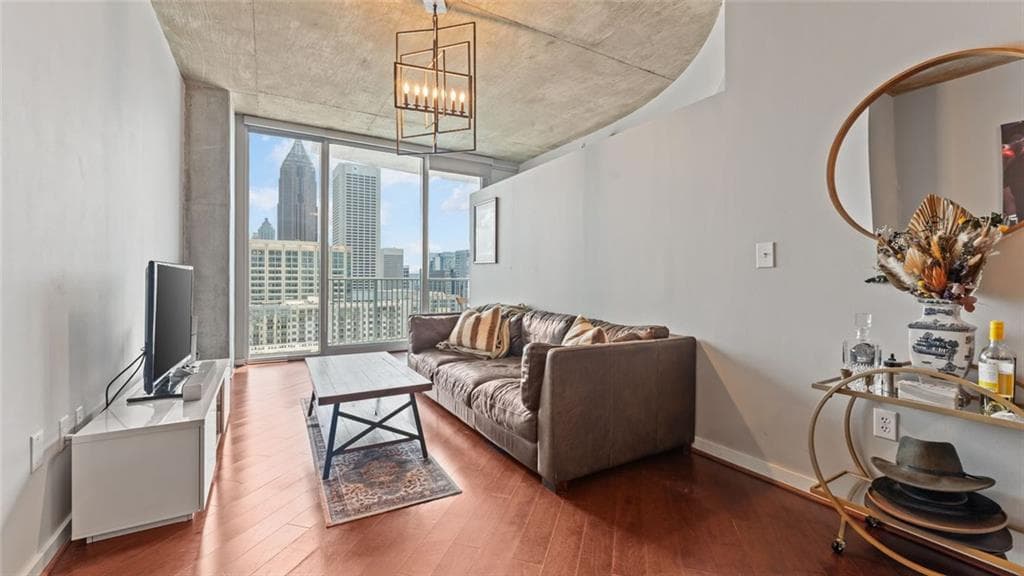 1 bedroom, 1 bathroom, 744 sq ft condominium for sale at 860 Peachtree Street 1606, Atlanta, GA 30308 — photo 9