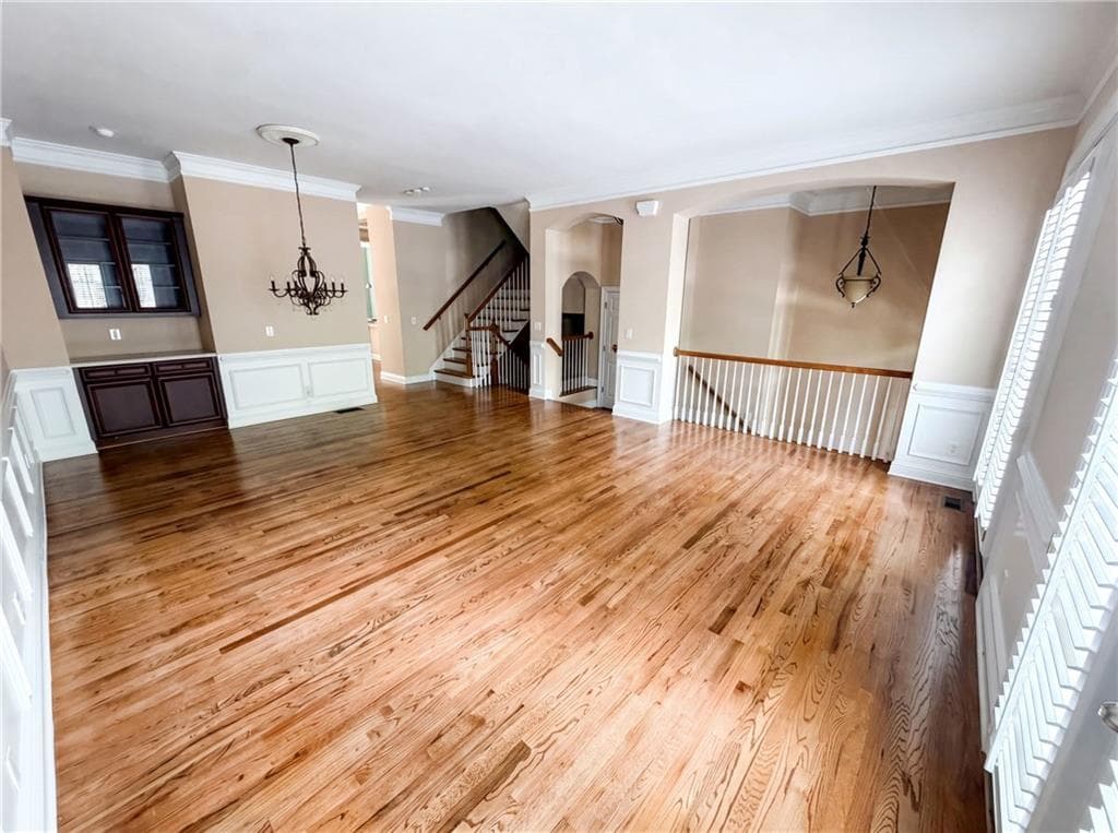 4 bedroom, 4 bathroom, 2,675 sq ft condominium for sale at 1659 Woodwalk Stream 6, Atlanta, GA 30339 — photo 3