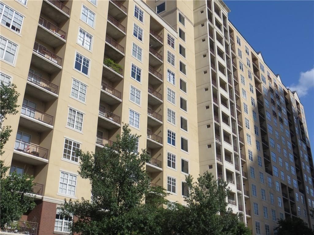 1 bedroom, 1 bathroom, 764 sq ft condominium for sale at 1101 Juniper Street 914, Atlanta, GA 30309