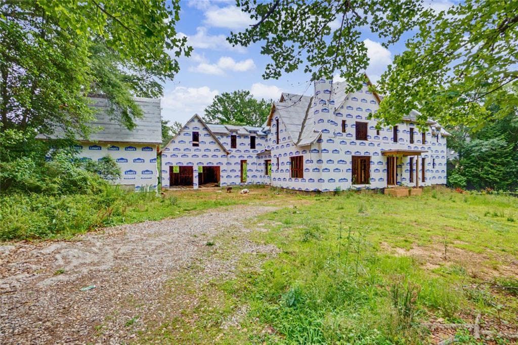 5 bedroom, 7 bathroom, 7,855 sq ft single family residence under contract at 4957 Peachtree Dunwoody Road, Sandy Springs, GA 30342 — photo 8