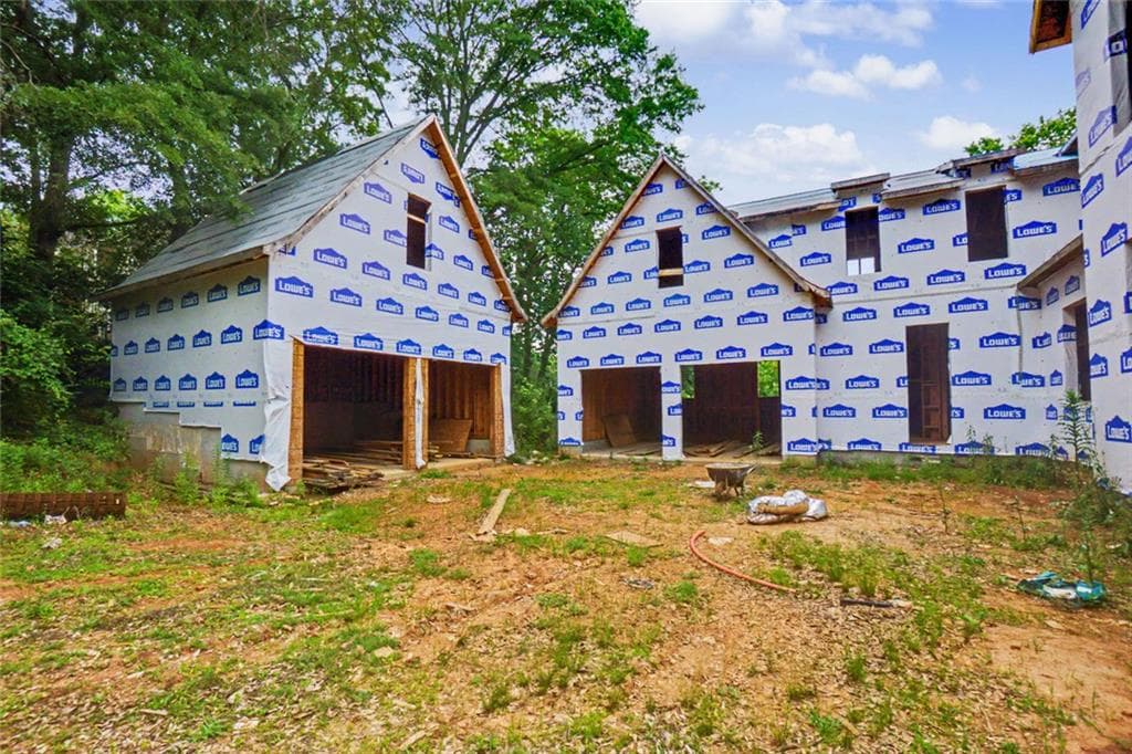 5 bedroom, 7 bathroom, 7,855 sq ft single family residence under contract at 4957 Peachtree Dunwoody Road, Sandy Springs, GA 30342 — photo 10