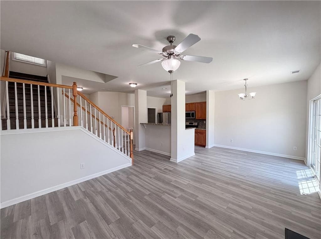 2 bedroom, 3 bathroom, 1,724 sq ft townhouse for sale at 1019 Ivydale Circle, Lawrenceville, GA 30045 — photo 3