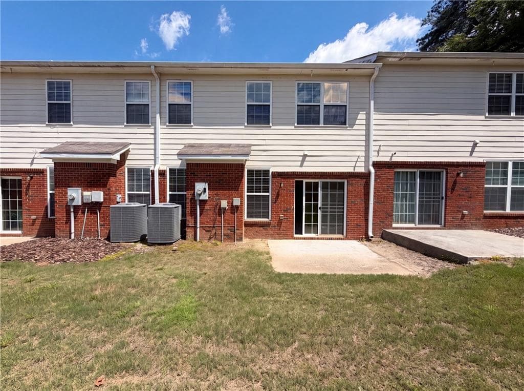 2 bedroom, 3 bathroom, 1,724 sq ft townhouse for sale at 1019 Ivydale Circle, Lawrenceville, GA 30045 — photo 5