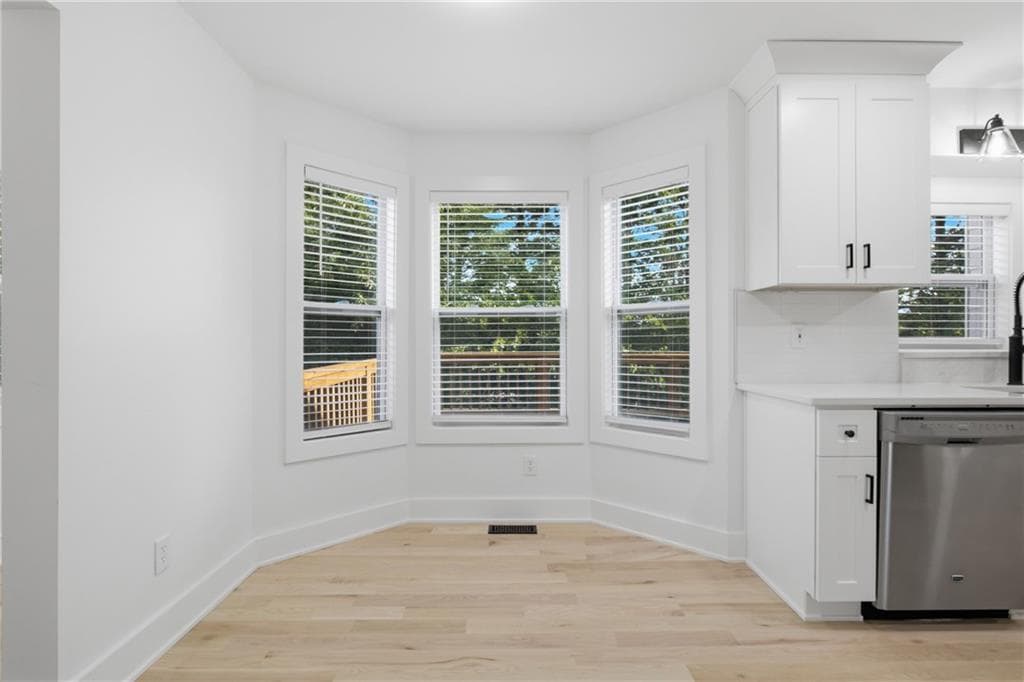 4 bedroom, 4 bathroom, 3,186 sq ft single family residence for rent at 230 Pinebridge Court, Johns Creek, GA 30022 for $3,500 a month — photo 9