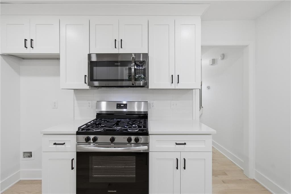 4 bedroom, 4 bathroom, 3,186 sq ft single family residence for rent at 230 Pinebridge Court, Johns Creek, GA 30022 for $3,500 a month — photo 10