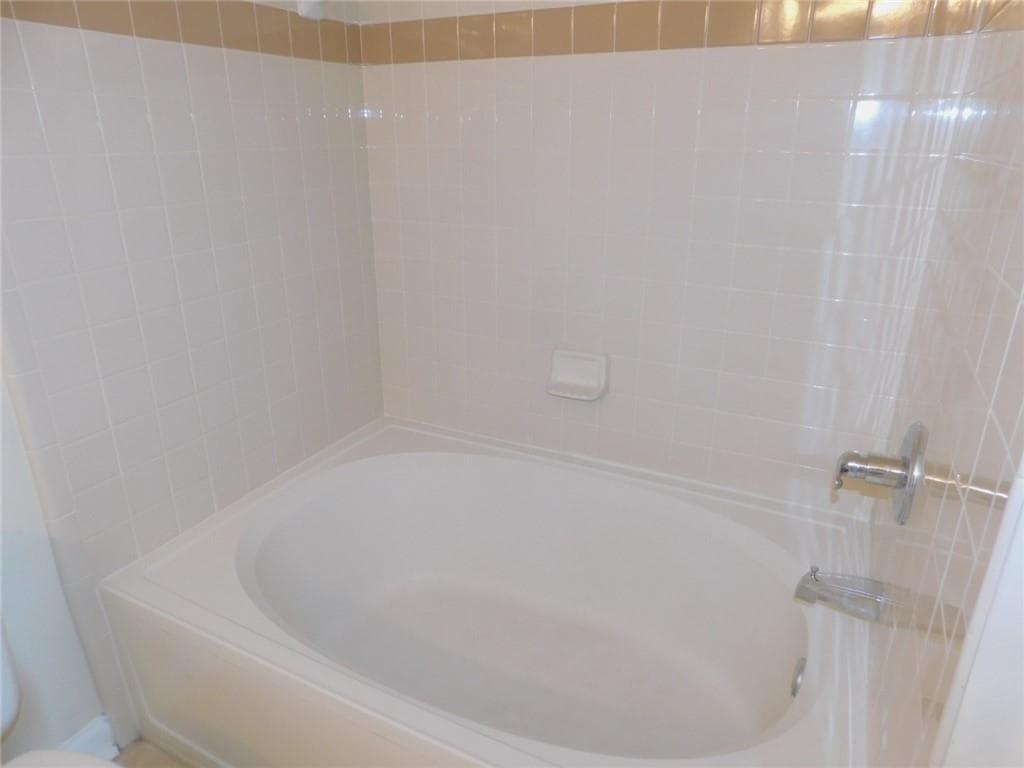 1 bedroom, 1 bathroom, 764 sq ft condominium for sale at 1101 Juniper Street 914, Atlanta, GA 30309 — photo 10