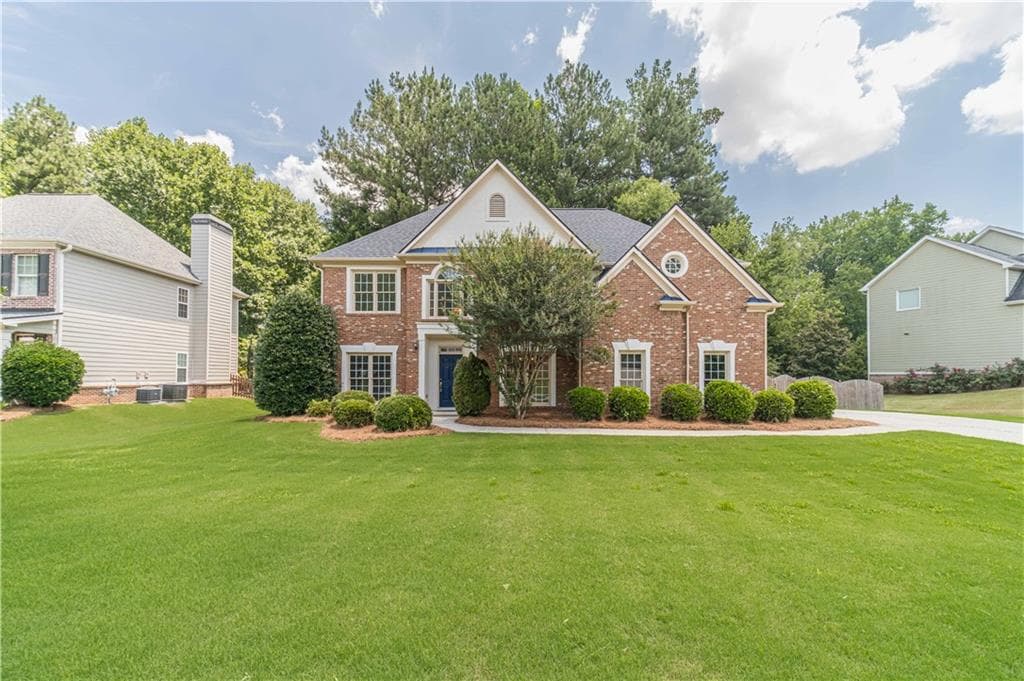 5 bedroom, 4 bathroom, 3,233 sq ft single family residence for sale at 3635 Rolling Creek Drive, Buford, GA 30519 — photo 3