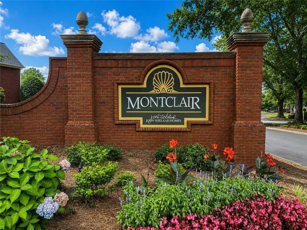 5 bedroom, 4 bathroom, 3,980 sq ft single family residence for sale at 2705 Montclair Place, Snellville, GA 30078 — photo 5