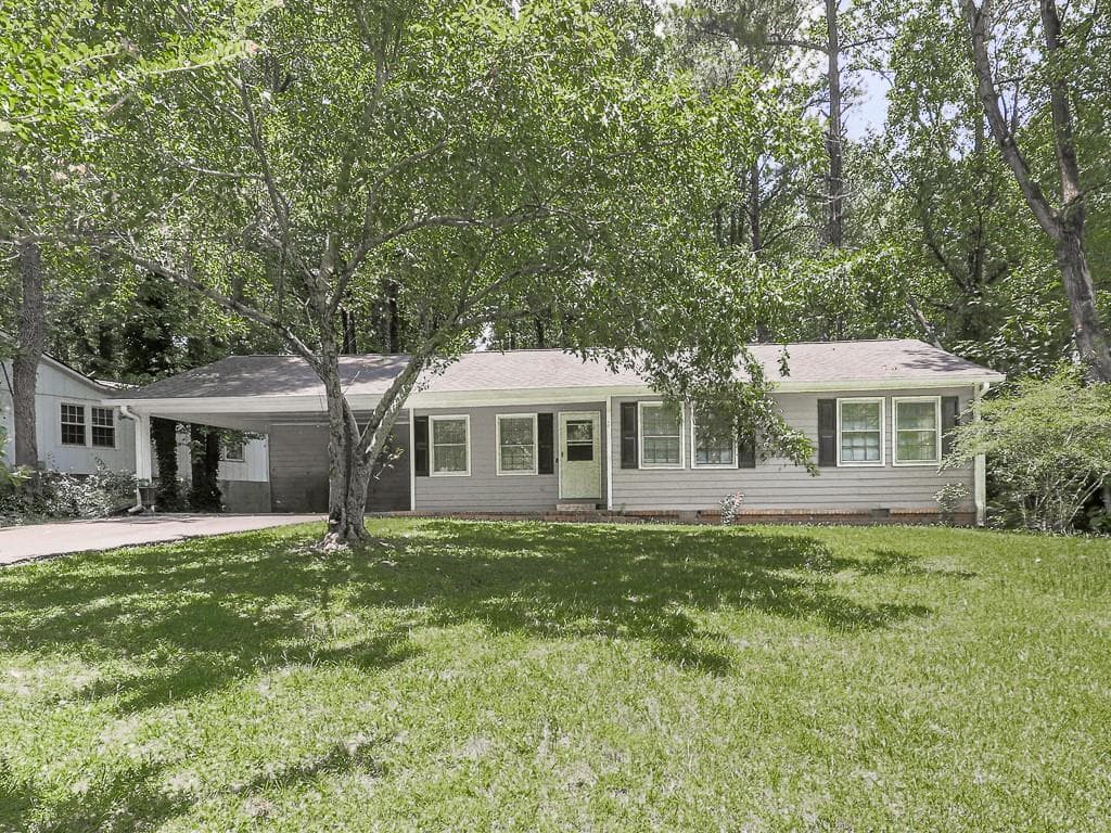3 bedroom, 2 bathroom, 1,205 sq ft single family residence for sale at 2005 Knightsbridge Road, Kennesaw, GA 30144 — photo 3
