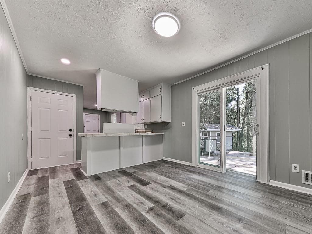 3 bedroom, 2 bathroom, 1,205 sq ft single family residence for sale at 2005 Knightsbridge Road, Kennesaw, GA 30144 — photo 7