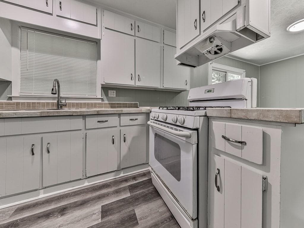 3 bedroom, 2 bathroom, 1,205 sq ft single family residence for sale at 2005 Knightsbridge Road, Kennesaw, GA 30144 — photo 10