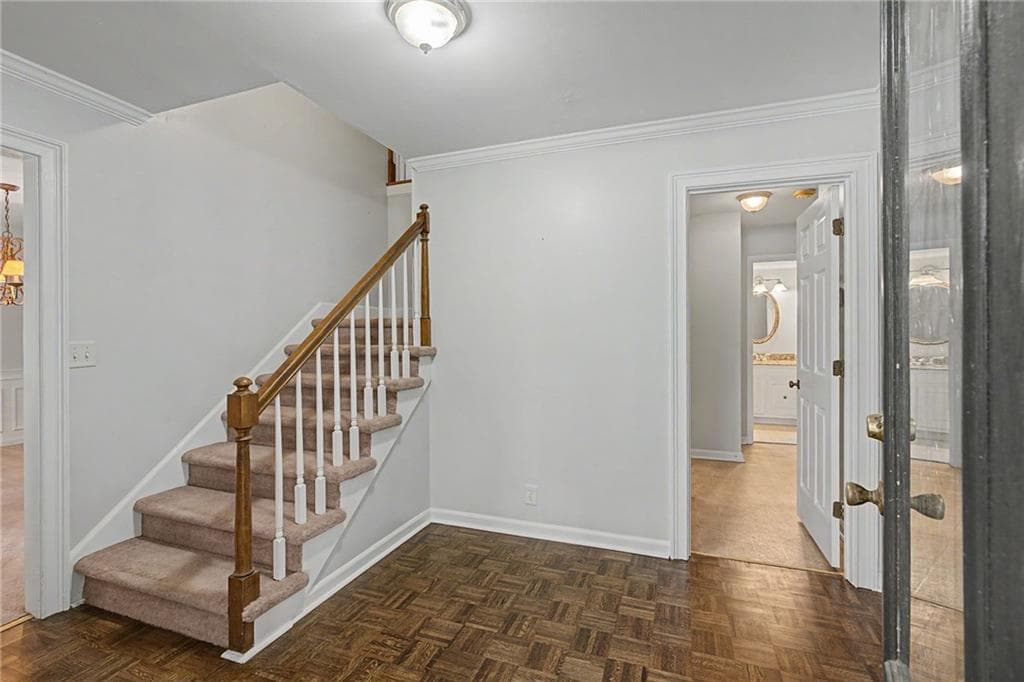 4 bedroom, 3 bathroom, 3,083 sq ft single family residence for sale at 4044 Jewelers Court, Lilburn, GA 30047 — photo 5