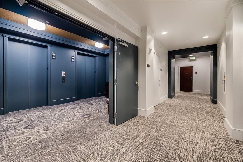 2 bedroom, 2 bathroom, 1,329 sq ft condominium for rent at 222 12th Street 905, Atlanta, GA 30309 for $3,900 a month — photo 9
