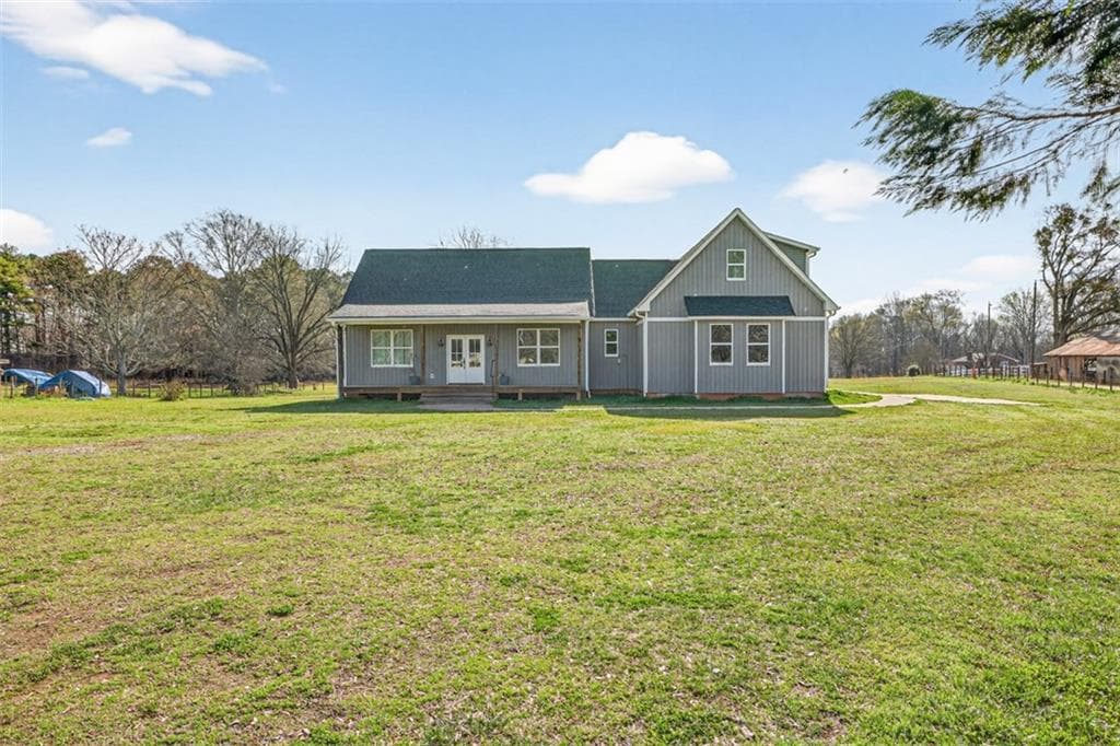 4 bedroom, 3 bathroom, 2,516 sq ft single family residence for sale at 309 Dunahoo Road, Winder, GA 30680 — photo 4