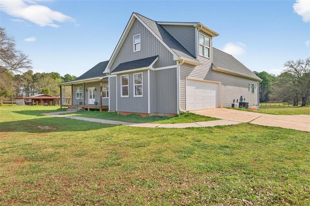 4 bedroom, 3 bathroom, 2,516 sq ft single family residence for sale at 309 Dunahoo Road, Winder, GA 30680 — photo 5