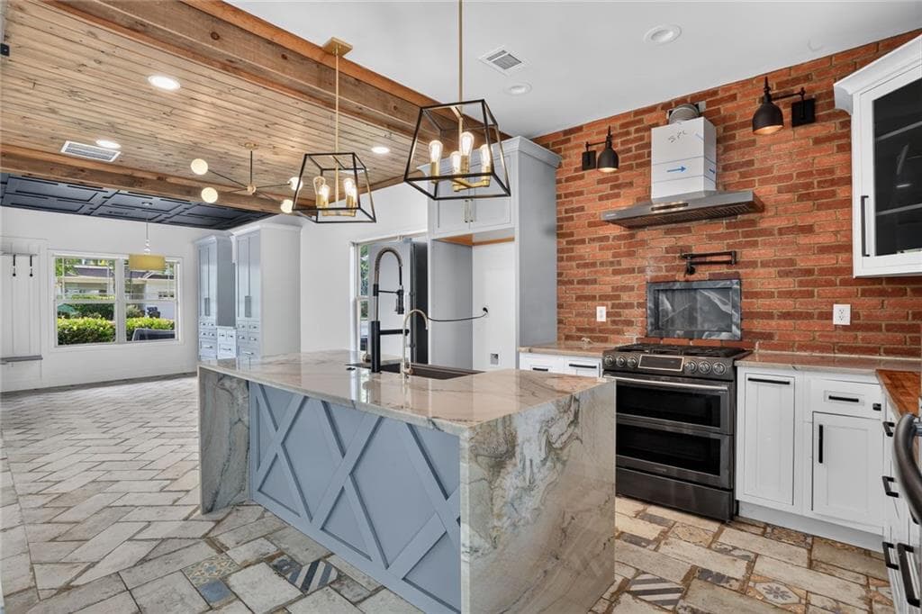 4 bedroom, 3 bathroom, 2,303 sq ft single family residence for sale at 1666 Stoney Chase Drive, Lawrenceville, GA 30044 — photo 9