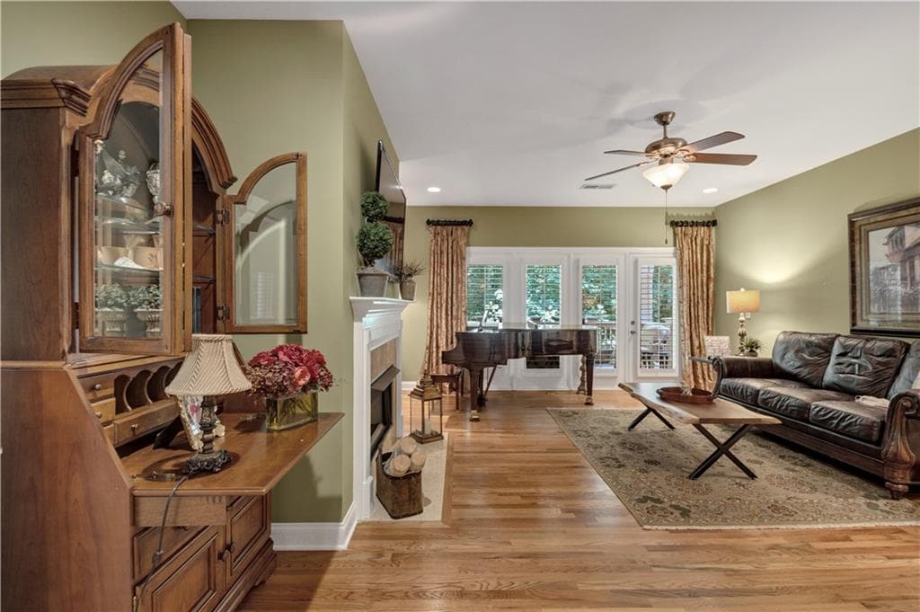 4 bedroom, 4 bathroom, 4,234 sq ft townhouse for sale at 2316 Saint Davids Sq 14, Kennesaw, GA 30152 — photo 4