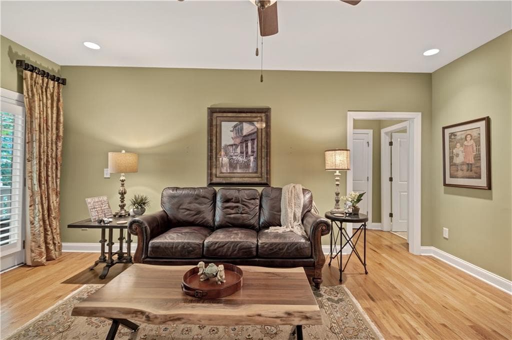 4 bedroom, 4 bathroom, 4,234 sq ft townhouse for sale at 2316 Saint Davids Sq 14, Kennesaw, GA 30152 — photo 6