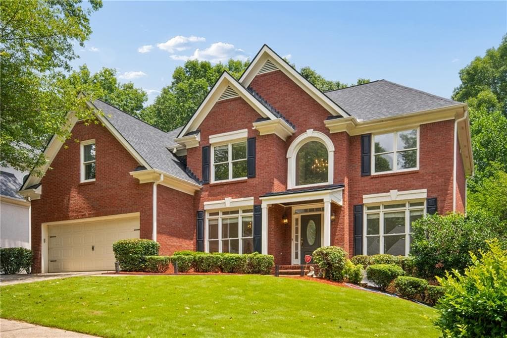 5 bedroom, 4 bathroom, 3,300 sq ft single family residence for rent at 270 Edwardton Court, Roswell, GA 30076 for $3,900 a month — photo 1 of 38