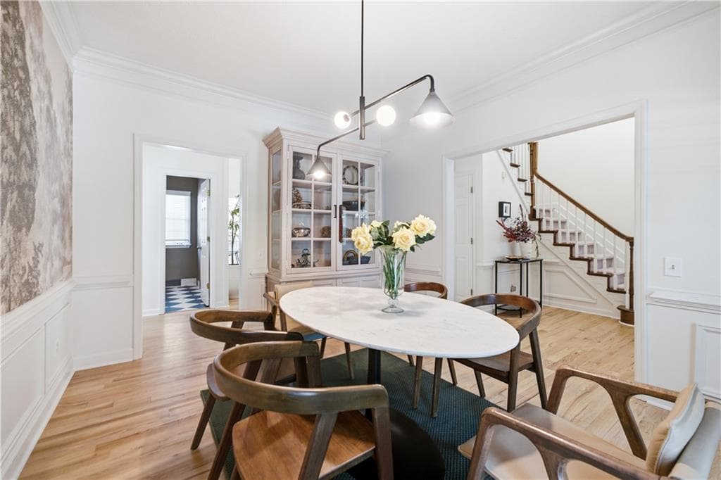 4 bedroom, 3 bathroom, 2,766 sq ft single family residence for sale at 2796 Craig Court, Marietta, GA 30062 — photo 6
