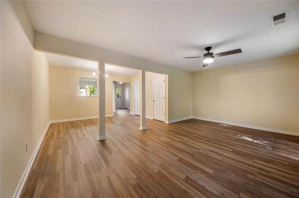 3 bedroom, 3 bathroom, 1,288 sq ft townhouse under contract at 2808 Valley Green Drive, Gainesville, GA 30504 — photo 5