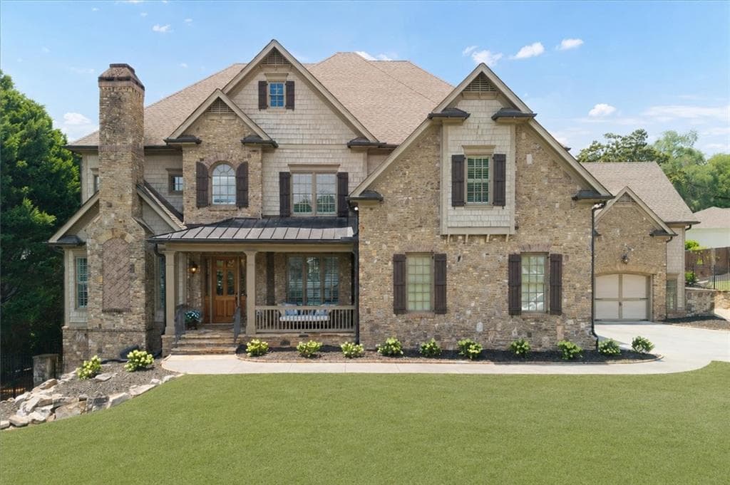 7 bedroom, 6 bathroom, 7,113 sq ft single family residence under contract at 1084 West Nancy Creek Drive, Atlanta, GA 30319