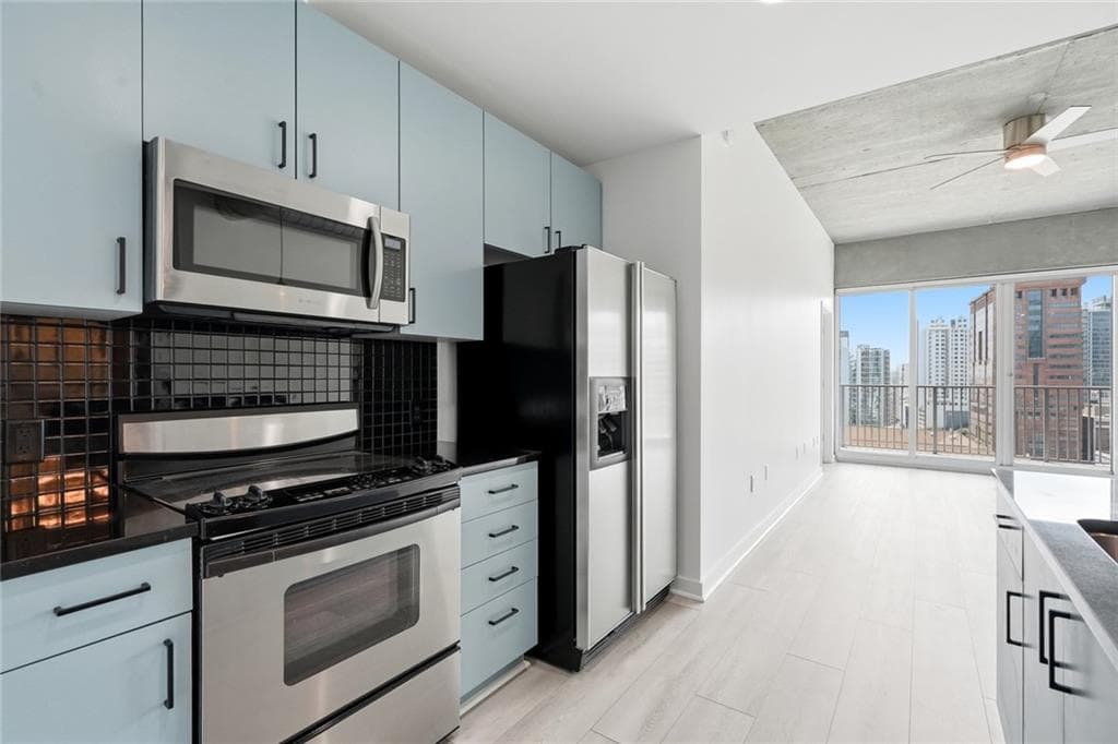 2 bedroom, 2 bathroom, 1,046 sq ft condominium for rent at 943 Peachtree Street 1210, Atlanta, GA 30309 for $2,850 a month — photo 3
