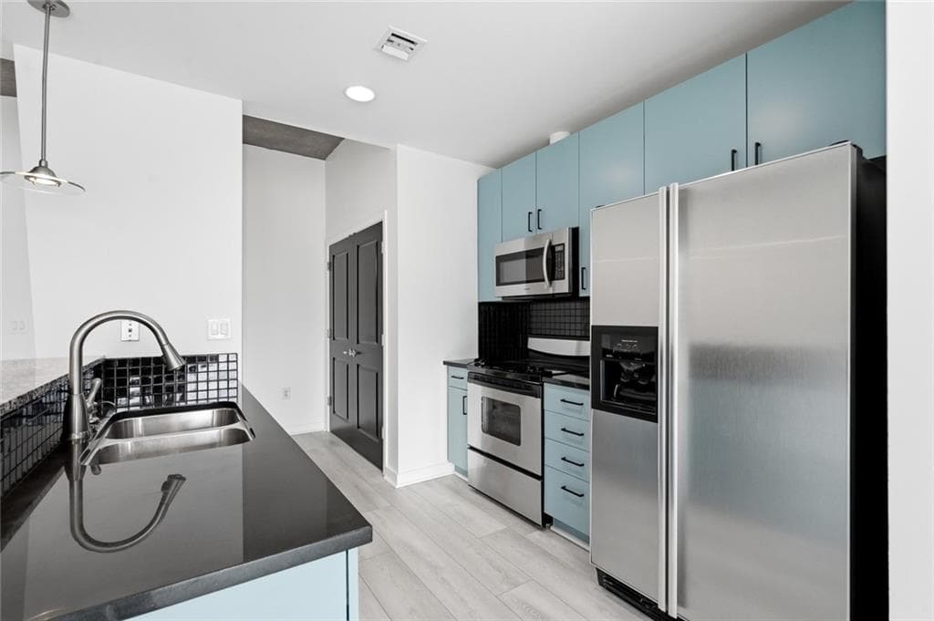 2 bedroom, 2 bathroom, 1,046 sq ft condominium for rent at 943 Peachtree Street 1210, Atlanta, GA 30309 for $2,850 a month — photo 5