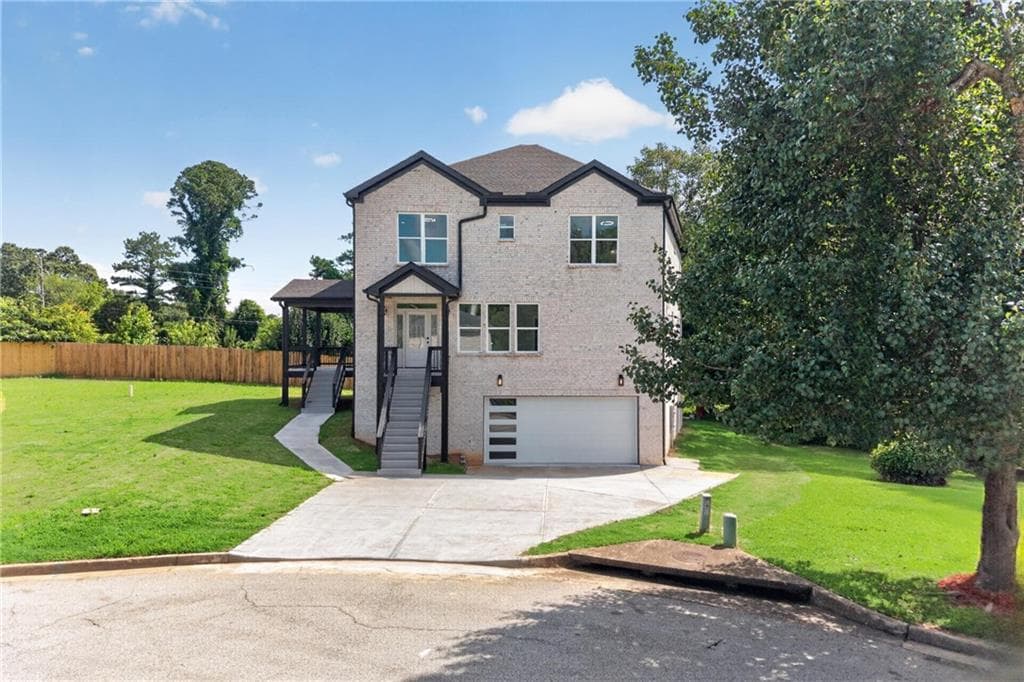 4 bedroom, 5 bathroom, 3,600 sq ft single family residence for sale at 210 lacey, Loganville, GA 30046 — photo 3
