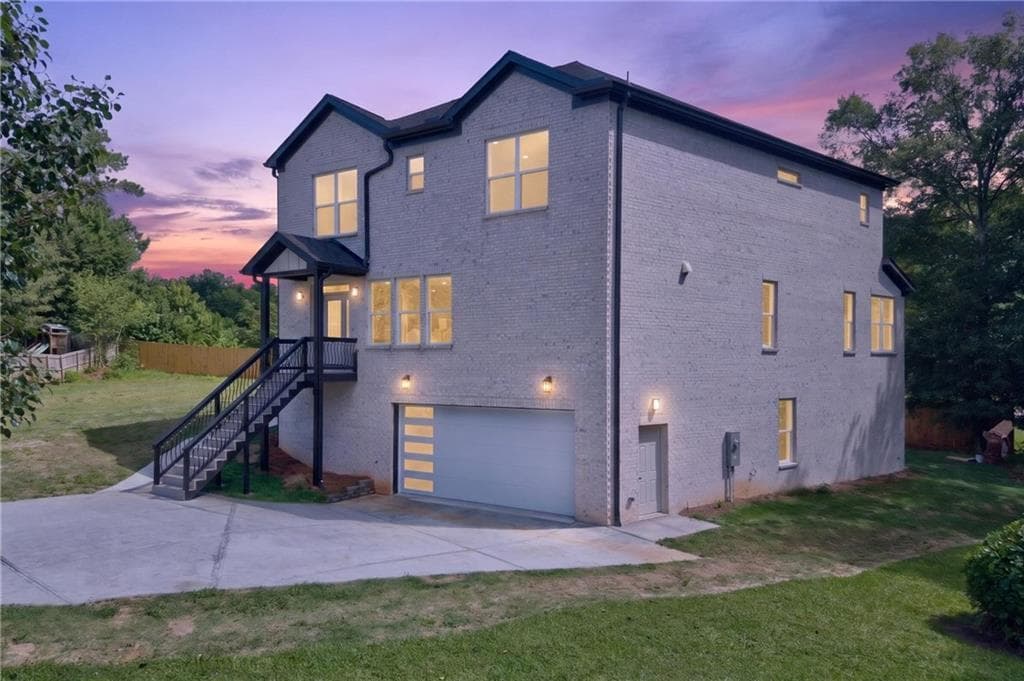 4 bedroom, 5 bathroom, 3,600 sq ft single family residence for sale at 210 lacey, Loganville, GA 30046 — photo 6