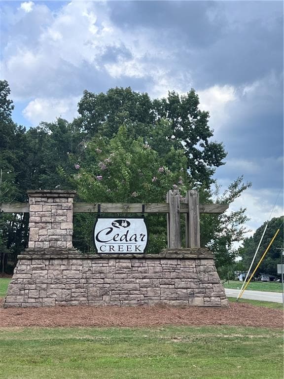 single family residence sold at 7655 Fern Lane, Lula, GA 30554