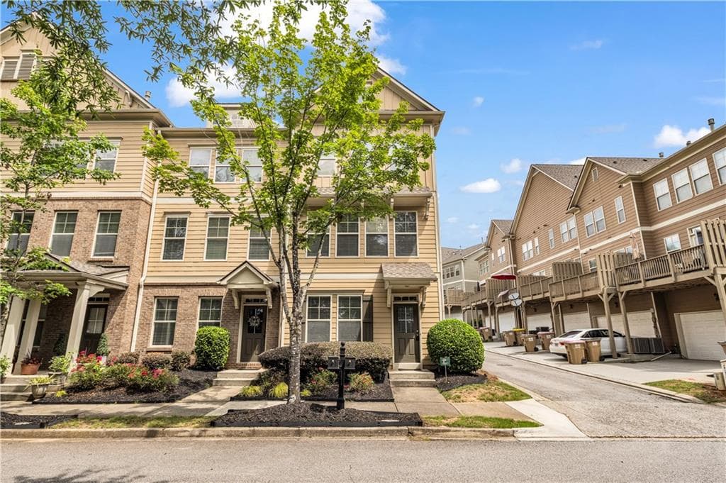3 bedroom, 4 bathroom, 2,260 sq ft townhouse for rent at 501 Grove Field Court, Suwanee, GA 30024 for $2,500 a month — photo 1 of 51