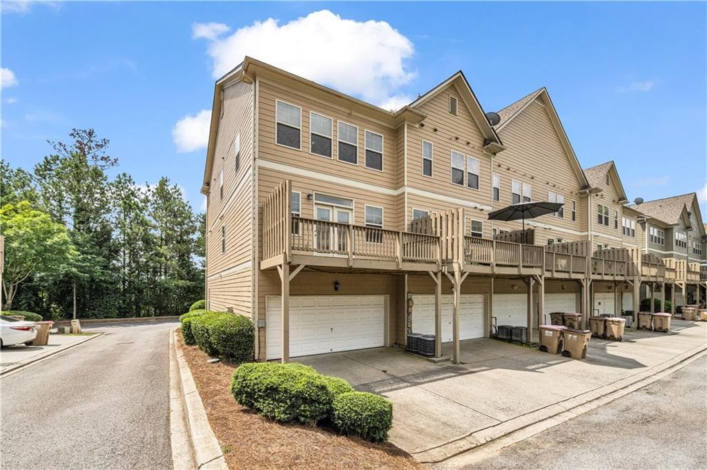 3 bedroom, 4 bathroom, 2,260 sq ft townhouse for rent at 501 Grove Field Court, Suwanee, GA 30024 for $2,500 a month — photo 5